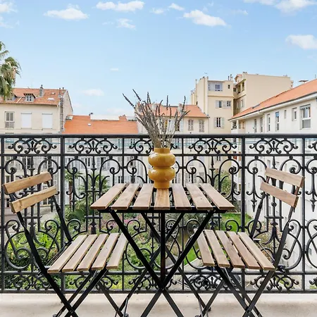 Renting - - Haussmann Luxury Sea Balcony Free Parking Lejlighed Nice