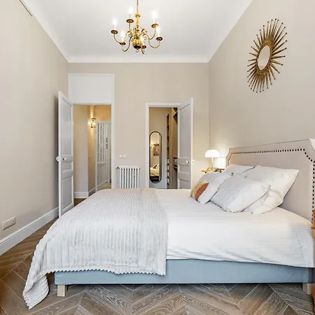 Renting - - Haussmann Luxury Sea Balcony Free Parking *