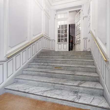 Renting - - Haussmann Luxury Sea Balcony Free Parking Apartman *